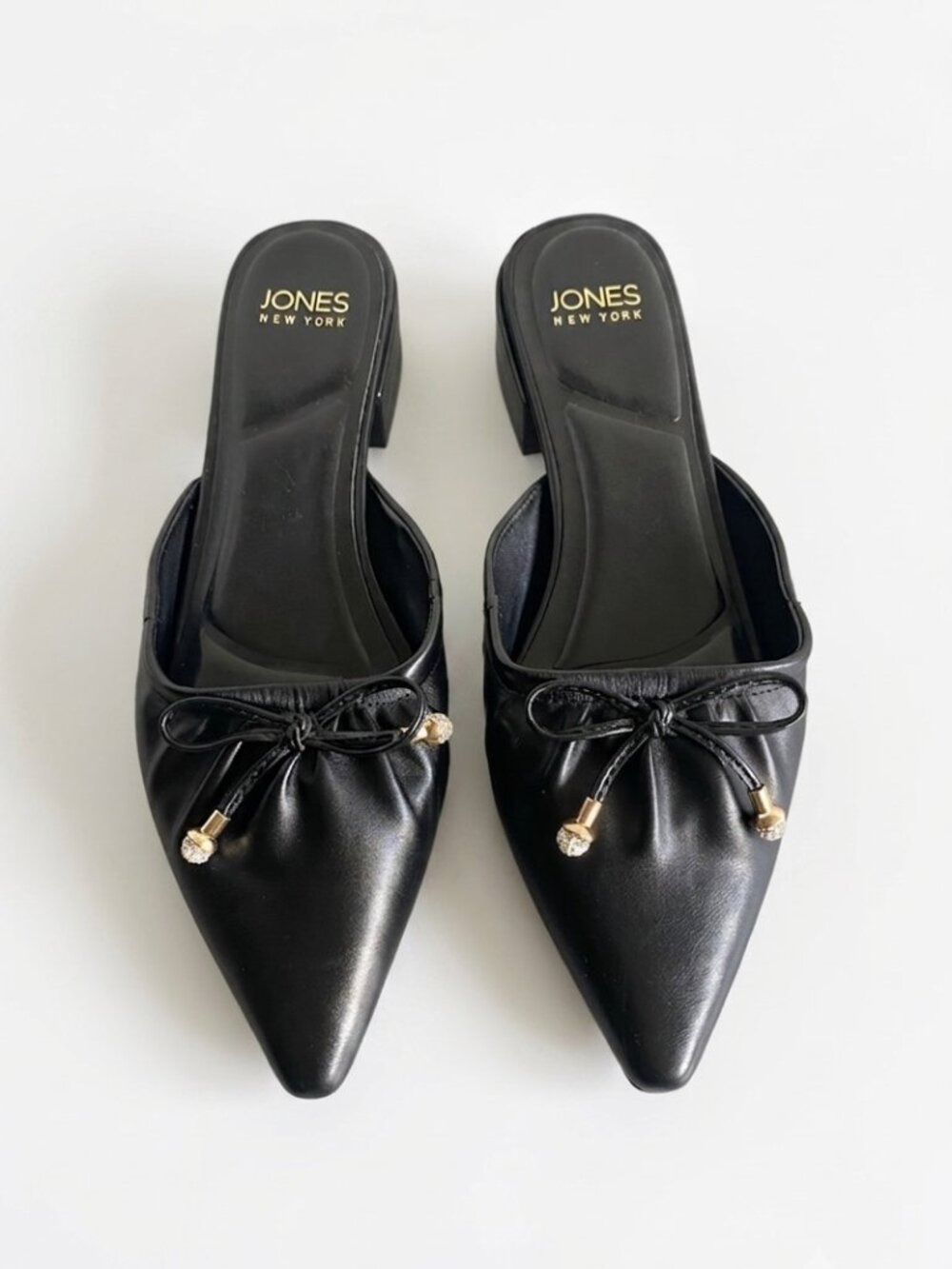 Jones New York Black Bow Pointed Toe Mules Low Block Heel S8 Rhinestone Accent